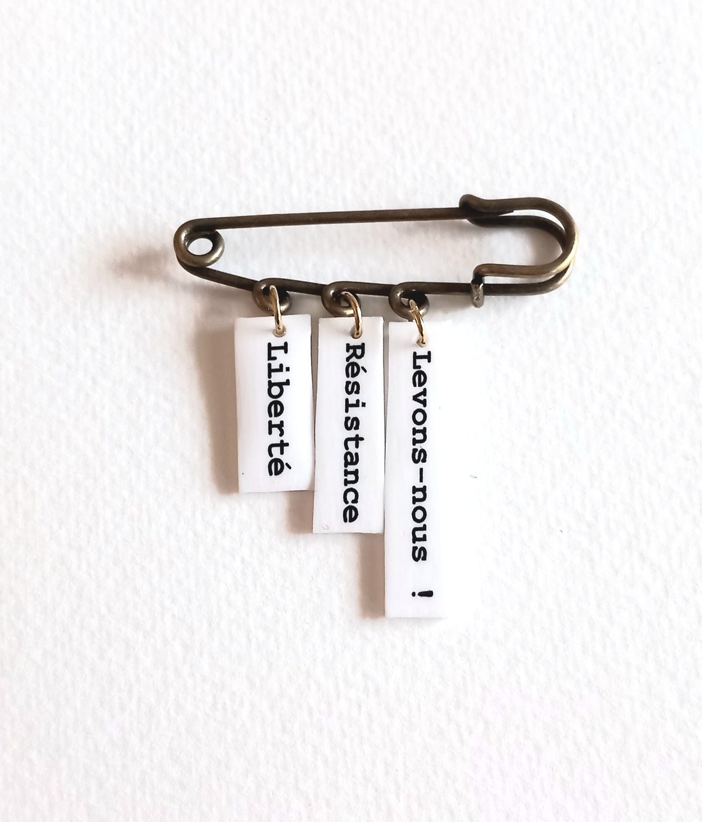 Broche à message